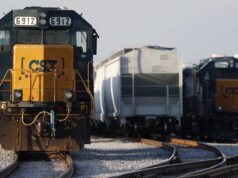 CSX describe un plan de eficiencia mientras sus rivales buscan una megafusión