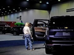 Estados Unidos abraza a los consumidores de gasolina mientras el mundo se vuelve eléctrico