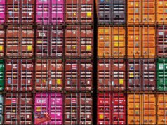 El sector del transporte en el limbo tras la bajada de aranceles de Trump