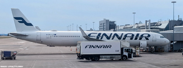 Finnair-Plane-HEL.png