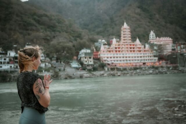 Foreign-Tourist-in-India-gokul-gurung-VrosVe18tXo-unsplash_scaled.jpg