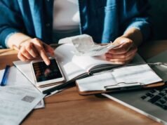 Vea cómo es utilizar el servicio de impuestos DIY de H&R Block (2026)