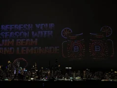 WhiskyIntelligence.com » Blog Archive » Jim Beam y Kenan Thompson alientan a los frustrados fanáticos del fútbol a convertir limones en Jim Beam y limonada con una colección exclusiva destinada a ‘refrescar su temporada’