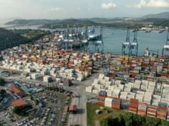 CK Hutchison advierte a Maersk sobre acciones legales en puertos de Panamá