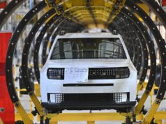 El director ejecutivo de Stellantis prevé un retorno a las ganancias en la región de América del Norte