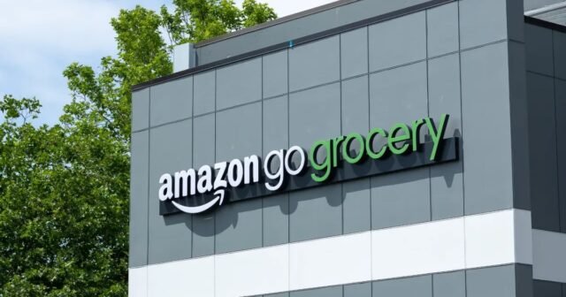 The_front_of_an_Amazon_Go_Grocery.webp.jpeg