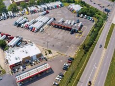 El aparcamiento para camiones recibirá oficialmente 200 millones de dólares cuando finalice el cierre