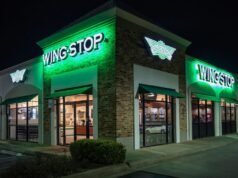 Después de una inusual caída en las ventas, Wingstop apunta a las cocinas, la lealtad y el marketing de IA para revitalizar el crecimiento.
