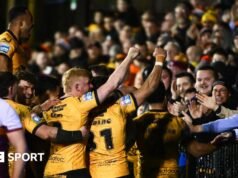 Castleford Tigers 34-8 Huddersfield: anotó un punto de oro en su debut