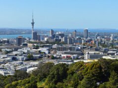 Portland – Auckland, Nueva Zelanda. $528 (Economía Básica) / $603 (Economía Regular). Ida y vuelta, impuestos incluidos – oferta de vuelo