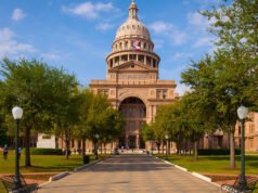 Los Ángeles – Austin, Texas (y viceversa). $133 (Economía Básica) / $213 (Economía Regular). Ida y vuelta, impuestos incluidos – oferta de vuelo