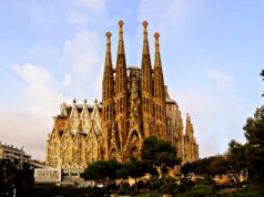 Portland – Barcelona, España. $479 (Economía Básica) / $679 (Economía Regular). Ida y vuelta, impuestos incluidos – oferta de vuelo