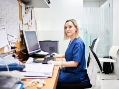 ¿Por qué Mount Sinai eligió Microsoft en lugar de Abridge y Suki?