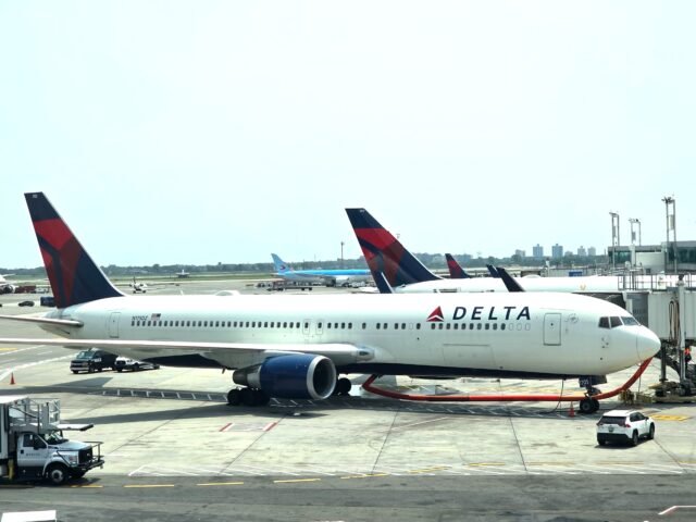 delta-at-new-york-jfk.jpg