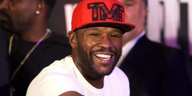 https3A2F2Fhypebeast.com2Fimage2F20262F022F212Ffloyd-mayweather-jr-unretirement-professional.jpeg