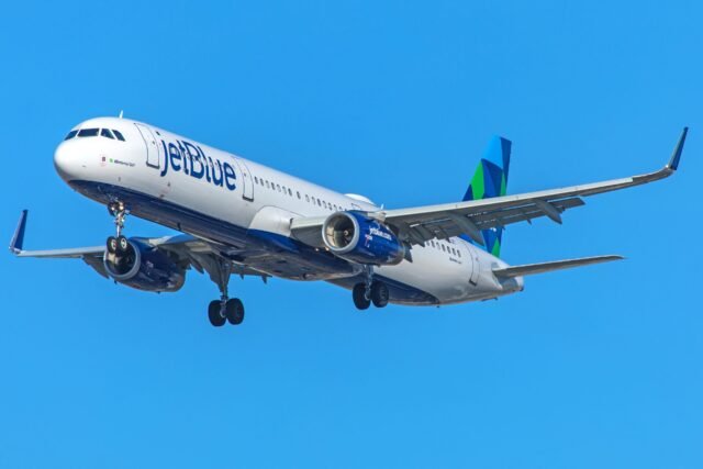jetBlue-A321-LAX-William-Derrickson-scaled.jpg