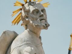 Tu santo patrón para protección (dependiendo de tu signo del zodíaco)