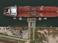 La escasez de superpetroleros crece a medida que Sinokor gana el control