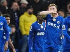 Chelsea: la falta de Liam Rosenior tras tarjeta roja, jugada a balón parado y disparo de ventaja le costó a los Blues una vez más en Stamford Bridge | noticias de futbol