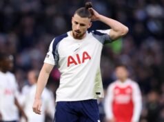 Otra vez es una broma con el Tottenham, pero el descenso podría ser el punto conflictivo