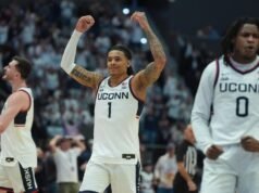 Parecía que UConn podía recuperarlo todo después de perder ante St. Louis. John puede haber roto la Tormenta Roja