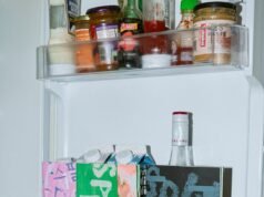 Spillll es una serie de decoración de cocina caprichosa construida utilizando un modelo de diseño descentralizado.