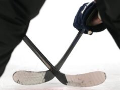 Colin Dorgan llevó al equipo de RI al hockey en las últimas semanas después de la tragedia.