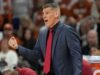 Porter Moser regresa a Oklahoma con una actualización NIL para jugadores