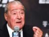 Bob Arum dice que su luchador sería uno de los más grandes de todos los tiempos si “tomara el control de su vida”