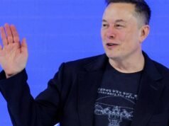 Tesla negocia con empresas chinas para comprar equipos solares por valor de 2.900 millones de dólares