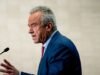 RFK Jr. puede quitarnos el café helado Dunkin’ de nuestras frías y muertas manos gays