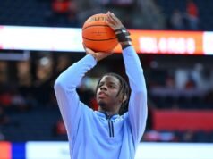 Caleb Wilson de Carolina del Norte estará fuera de temporada por una lesión en el pulgar