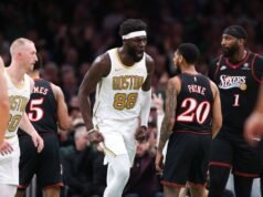 El gran esfuerzo de Neemias Queta puso a los Celtics por encima de los 76ers