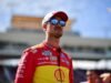 Joey Logano consiguió la pole para la carrera de la Copa en Phoenix
