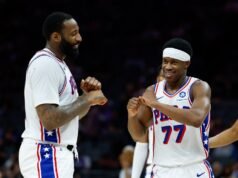 Compitiendo por el top 6, los Sixers se enfrentan al joven Jazz