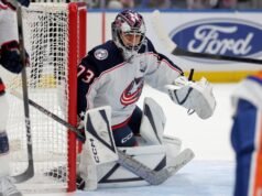 Los Blue Jackets se recuperan mientras los Flyers continúan persiguiendo un lugar en los playoffs