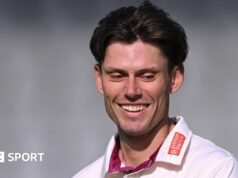 El bateador de Nueva Zelanda hizo historia en el cricket de primera clase con cinco ventanillas en cinco bolas.