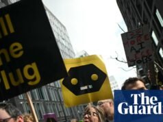 Las artes del Reino Unido no deben sacrificarse por ganancias especulativas de la IA, dicen colegas | IA (inteligencia artificial)