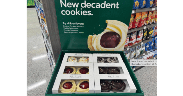 A_store_display_of_Publix_cookies.png