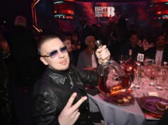 Tartas en Mount Street, whisky en Brighton y Holly en la Feria de Mayo