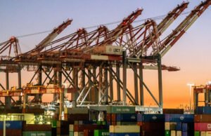 Un juez federal ordena poner fin a los cálculos arancelarios de Trump