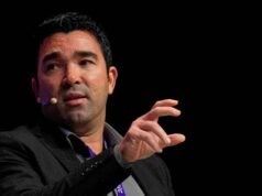 El Barcelona se reunió con los representantes de este defensa