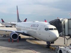 Tormenta provoca el colapso de Delta en Atlanta, pasajeros atrapados en aviones durante horas