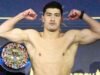 Dmitry Bivol tiene los ojos puestos en un hombre tras la forzada defensa de su título mundial