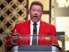 TMC da la bienvenida a Mark Kennedy como su 67º presidente general