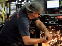 Los pedidos de clase del 8 de febrero aumentan un 156 % interanual