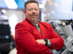 Mark Kennedy pasa de entrenador a presidente de TMC