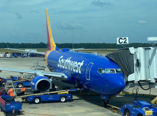 Southwest-737-700-JAX.jpg