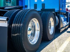 True North suma al operador de reparación de Luisiana Total Tire