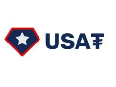 USA₮ tiñe Times Square de verde con la activación de la marca el día de San Patricio y presenta los pagos digitales en dólares